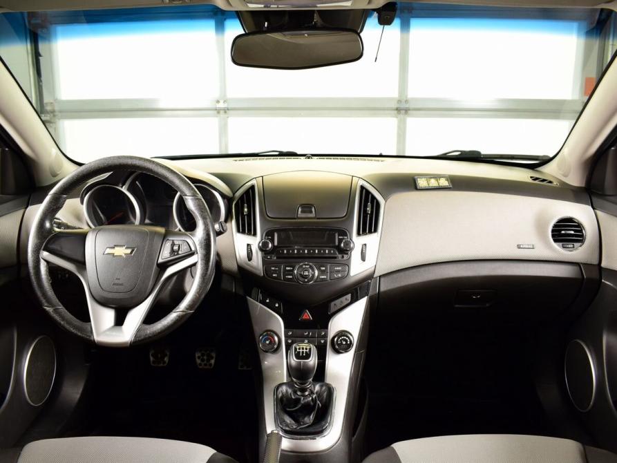 Chevrolet Cruze I Рестайлинг Кемерово  - изображение 7