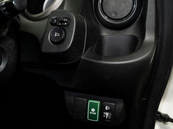 Honda Fit II с пробегом 2011 года, цена 899 000 рублей, 148892 км, хэтчбек, Автокод Объявления