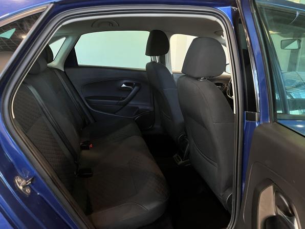 Volkswagen Polo V Рестайлинг с пробегом 2019 года, цена 1 365 000 рублей, 141471 км, седан, Автокод Объявления