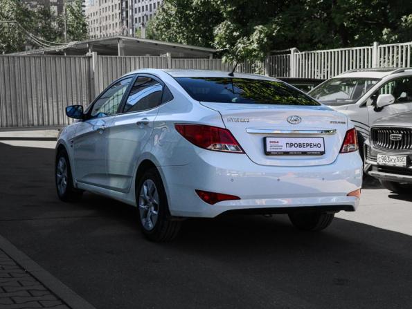 Hyundai Solaris I Рестайлинг с пробегом 2015 года, цена 1 200 000 рублей, 109822 км, седан, Автокод Объявления