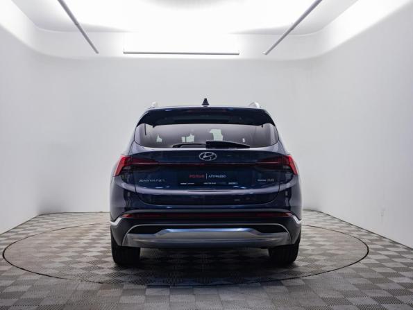 Hyundai Santa Fe IV Рестайлинг с пробегом 2023 года, цена 4 440 000 рублей, 38386 км, внедорожник, Автокод Объявления
