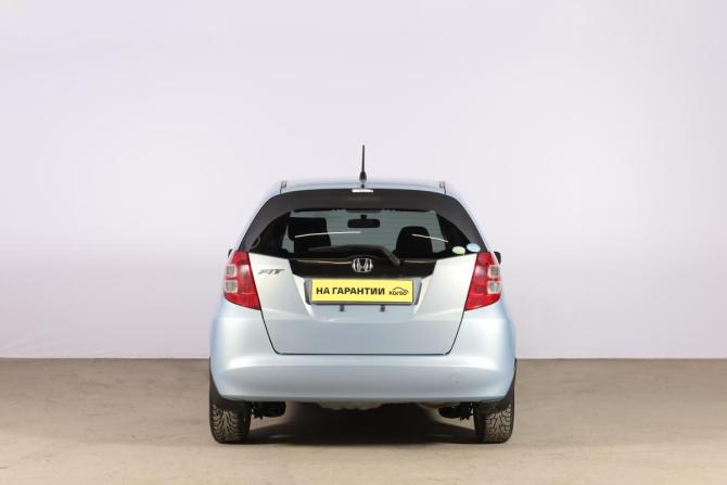 Honda Fit II с пробегом 2010 года, цена 659 000 рублей, 168000 км, хэтчбек, Автокод Объявления