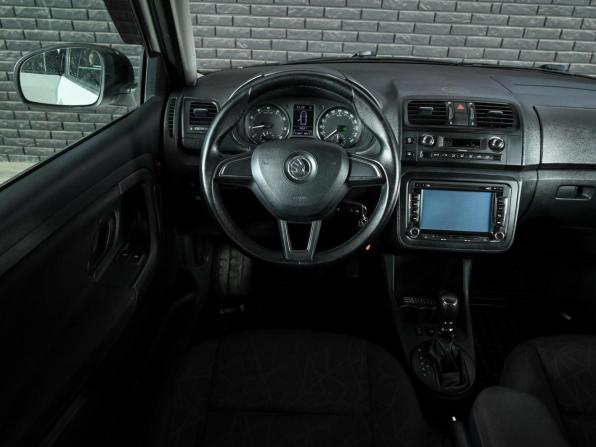 Skoda Fabia II Рестайлинг с пробегом 2013 года, цена 900 000 рублей, 153465 км, хэтчбек, Автокод Объявления