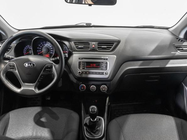 Kia Rio III Рестайлинг с пробегом 2016 года, цена 982 800 рублей, 208000 км, седан, Автокод Объявления