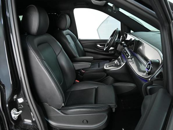 Mercedes-Benz V-Класс III (W447) Рестайлинг 2 с пробегом 2025 года, цена 12 499 000 рублей, 20685 км, минивэн, Автокод Объявления