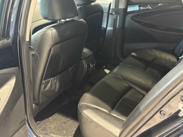 Hyundai Sonata VI (YF) с пробегом 2011 года, цена 899 000 рублей, 197500 км, седан, Автокод Объявления