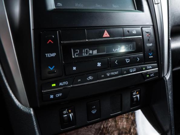 Toyota Camry VII (XV50) Рестайлинг с пробегом 2016 года, цена 2 870 000 рублей, 82422 км, седан, Автокод Объявления