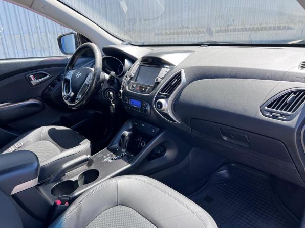 Hyundai ix35 I с пробегом 2012 года, цена 990 000 рублей, 244659 км, внедорожник, Автокод Объявления