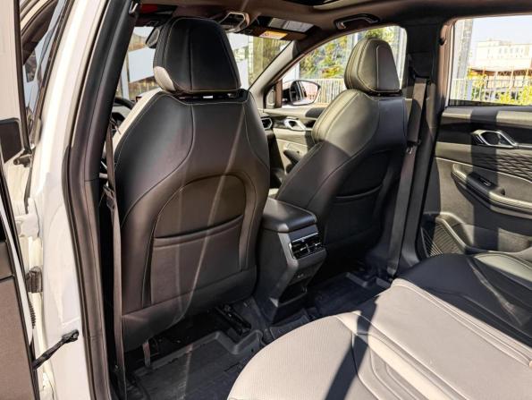 Geely Coolray I Рестайлинг 2 с пробегом 2025 года, цена 2 247 200 рублей, 14284 км, внедорожник, Автокод Объявления