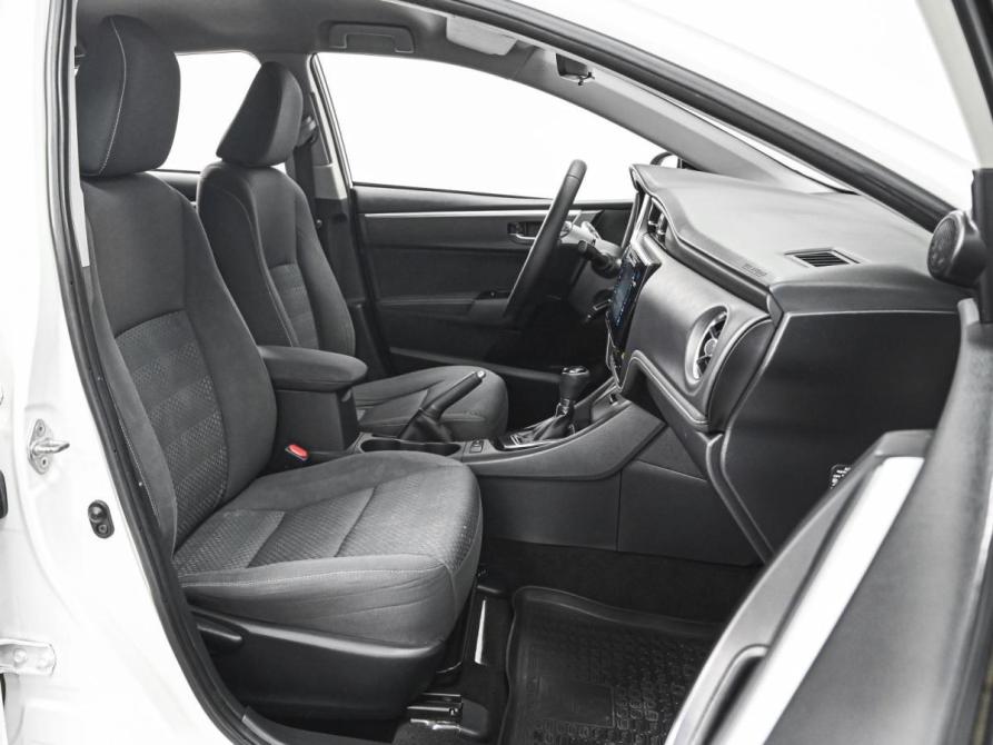 Toyota Corolla XI (E160 E170 E180) Рестайлинг 1 Ставрополь  - изображение 8