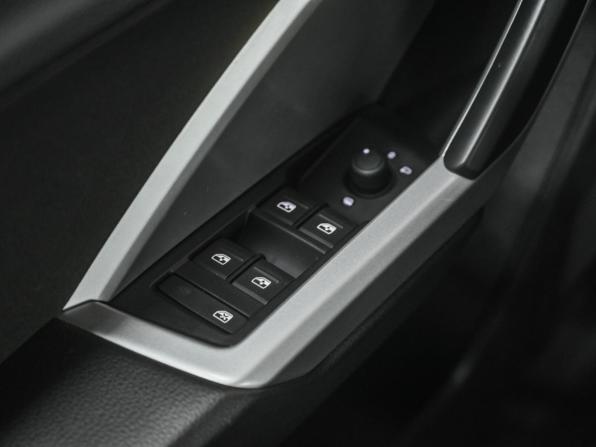 Audi Q3 Sportback II (F3) с пробегом 2020 года, цена 3 399 000 рублей, 26325 км, внедорожник, Автокод Объявления