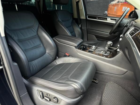 Volkswagen Touareg II Рестайлинг с пробегом 2015 года, цена 3 100 000 рублей, 101000 км, внедорожник, Автокод Объявления