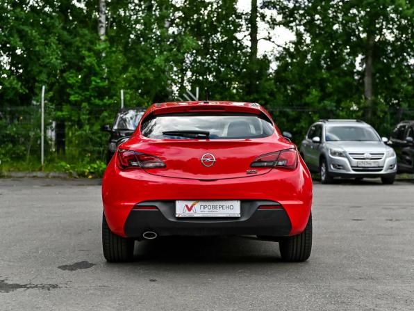 Opel Astra J Рестайлинг с пробегом 2012 года, цена 810 000 рублей, 134876 км, хэтчбек, Автокод Объявления