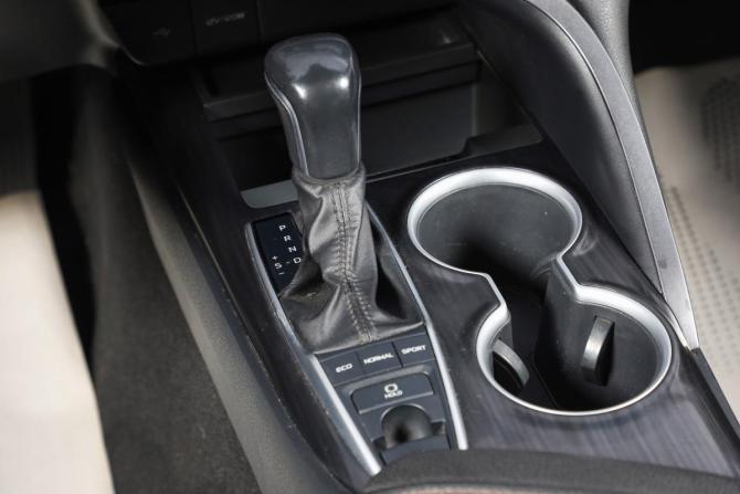 Toyota Camry VIII (XV70) Рестайлинг с пробегом 2023 года, цена 3 929 000 рублей, 43800 км, седан, Автокод Объявления