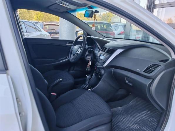 Hyundai Solaris I Рестайлинг с пробегом 2014 года, цена 1 080 000 рублей, 72509 км, седан, Автокод Объявления