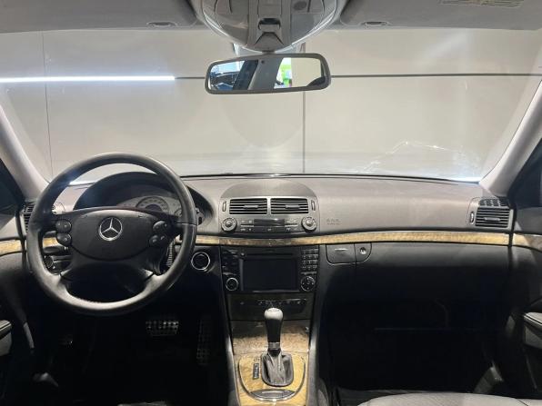 Mercedes-Benz E-Класс III (W211 S211) Рестайлинг с пробегом 2008 года, цена 1 180 000 рублей, 190000 км, седан, Автокод Объявления