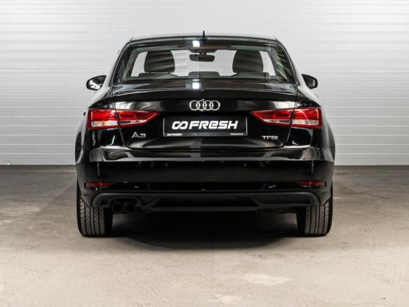 Audi A3 III (8V) Рестайлинг с пробегом 2017 года, цена 1 348 000 рублей, 210934 км, седан, Автокод Объявления