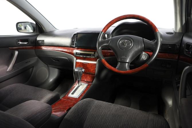 Toyota Allion I Рестайлинг с пробегом 2005 года, цена 749 000 рублей, 240000 км, седан, Автокод Объявления