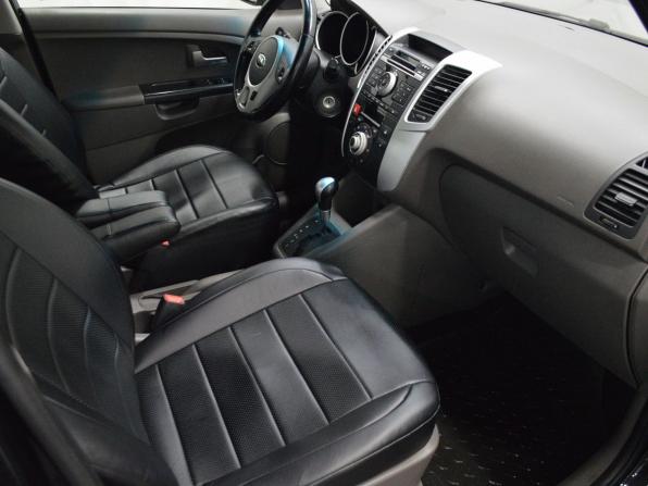 Kia Venga I Рестайлинг с пробегом 2014 года, цена 999 000 рублей, 170931 км, компактвэн, Автокод Объявления