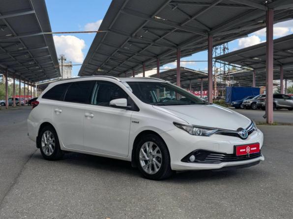 Toyota Auris II Рестайлинг с пробегом 2016 года, цена 1 799 900 рублей, 240000 км, универсал, Автокод Объявления
