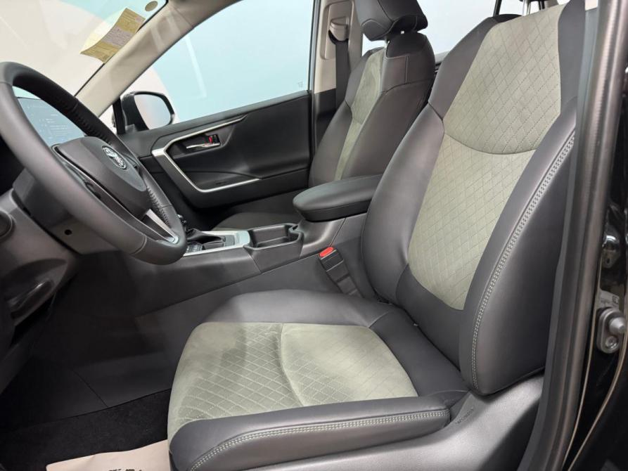 Toyota RAV4 V (XA50) Набережные Челны  - изображение 12