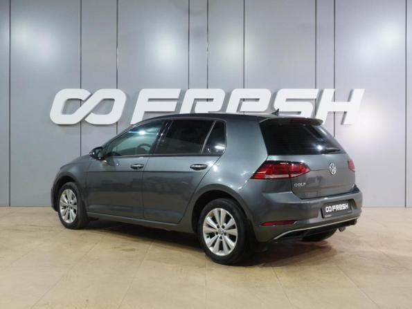 Volkswagen Golf VII Рестайлинг с пробегом 2018 года, цена 1 729 000 рублей, 196737 км, хэтчбек, Автокод Объявления