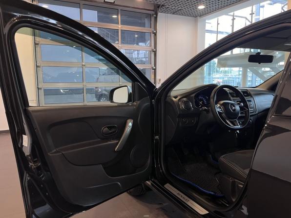 Renault Logan II Рестайлинг с пробегом 2022 года, цена 1 238 000 рублей, 114291 км, седан, Автокод Объявления