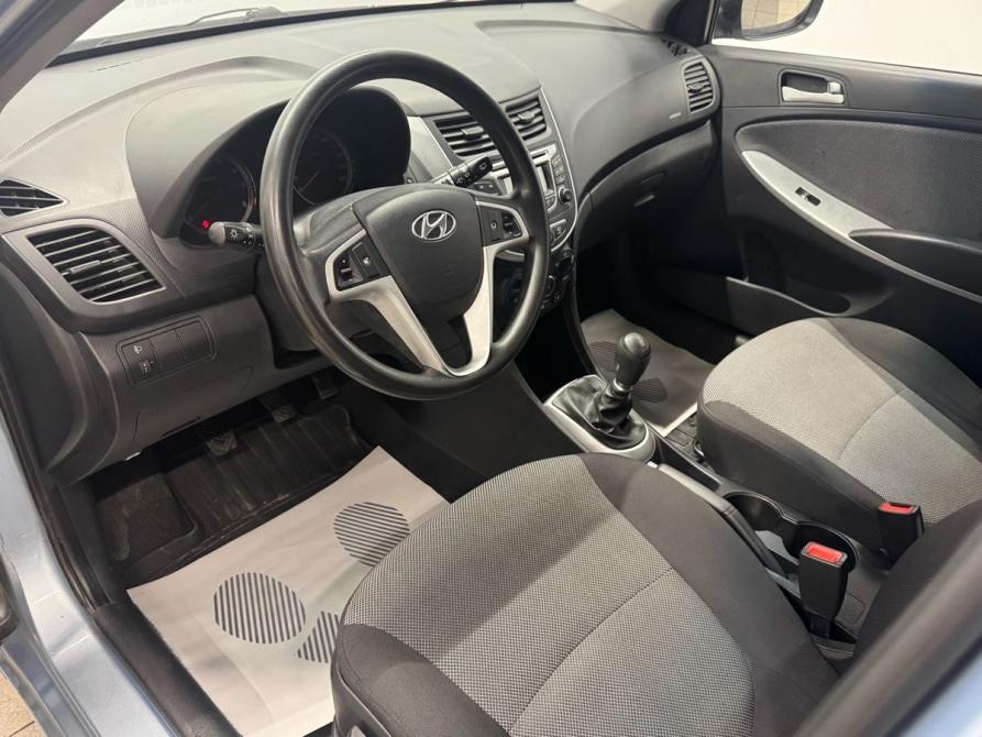 Hyundai Solaris I Санкт-Петербург  - изображение 1