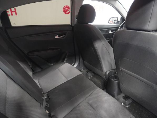 Kia Rio IV Рестайлинг с пробегом 2021 года, цена 1 645 000 рублей, 99967 км, седан, Автокод Объявления