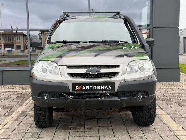 Chevrolet Niva I Рестайлинг с пробегом 2017 года, цена 930 000 рублей, 119000 км, внедорожник, Автокод Объявления