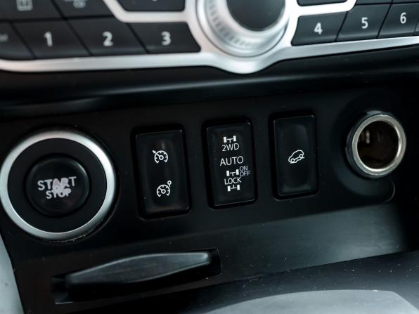 Renault Koleos I с пробегом 2011 года, цена 799 000 рублей, 183218 км, внедорожник, Автокод Объявления