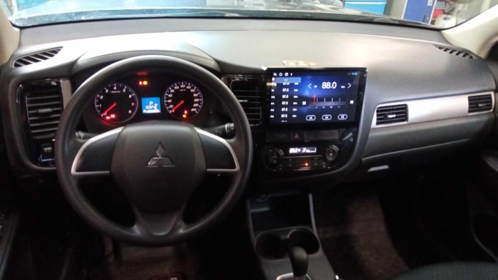 Mitsubishi Outlander III Рестайлинг Санкт-Петербург  - изображение 5