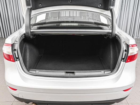 Renault Fluence I Рестайлинг с пробегом 2013 года, цена 909 000 рублей, 187400 км, седан, Автокод Объявления