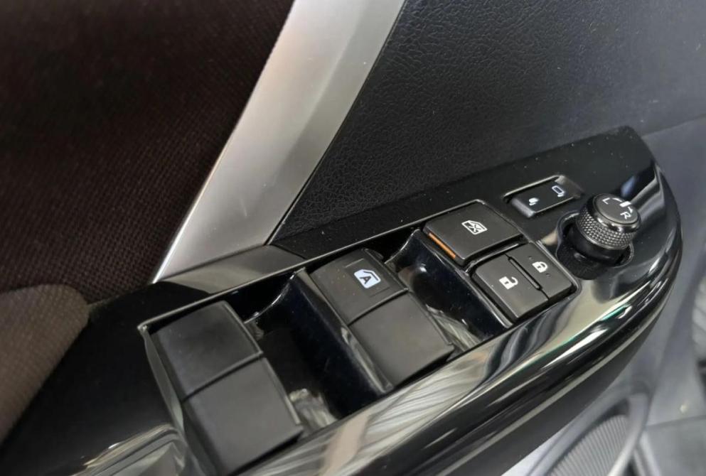 Toyota Fortuner II Киров  - изображение 16
