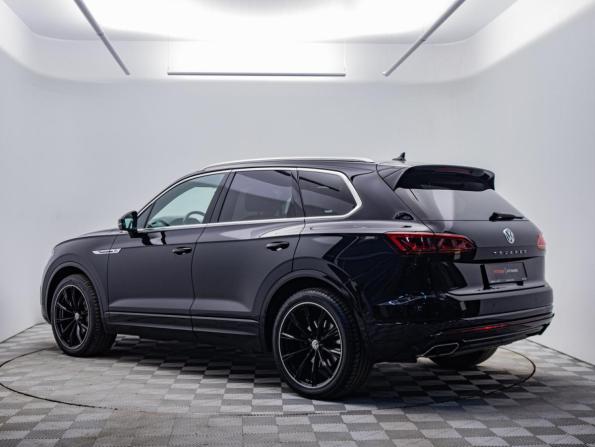 Volkswagen Touareg III с пробегом 2020 года, цена 4 870 000 рублей, 172396 км, внедорожник, Автокод Объявления