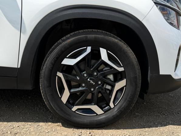 Kia Seltos I Рестайлинг с пробегом 2023 года, цена 2 150 000 рублей, 23500 км, внедорожник, Автокод Объявления