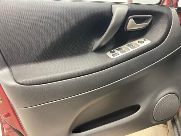Suzuki Liana I Рестайлинг с пробегом 2005 года, цена 265 000 рублей, 222000 км, универсал, Автокод Объявления