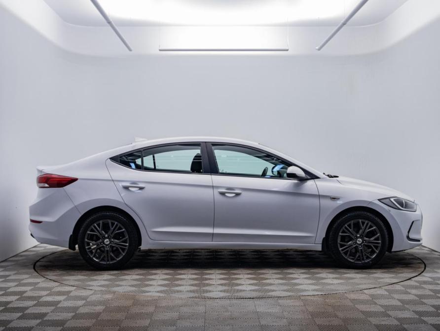 Hyundai Elantra VI (AD) Москва  - изображение 6