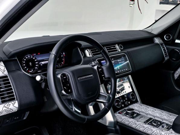 Land Rover Range Rover IV Рестайлинг с пробегом 2018 года, цена 8 500 000 рублей, 30859 км, внедорожник, Автокод Объявления
