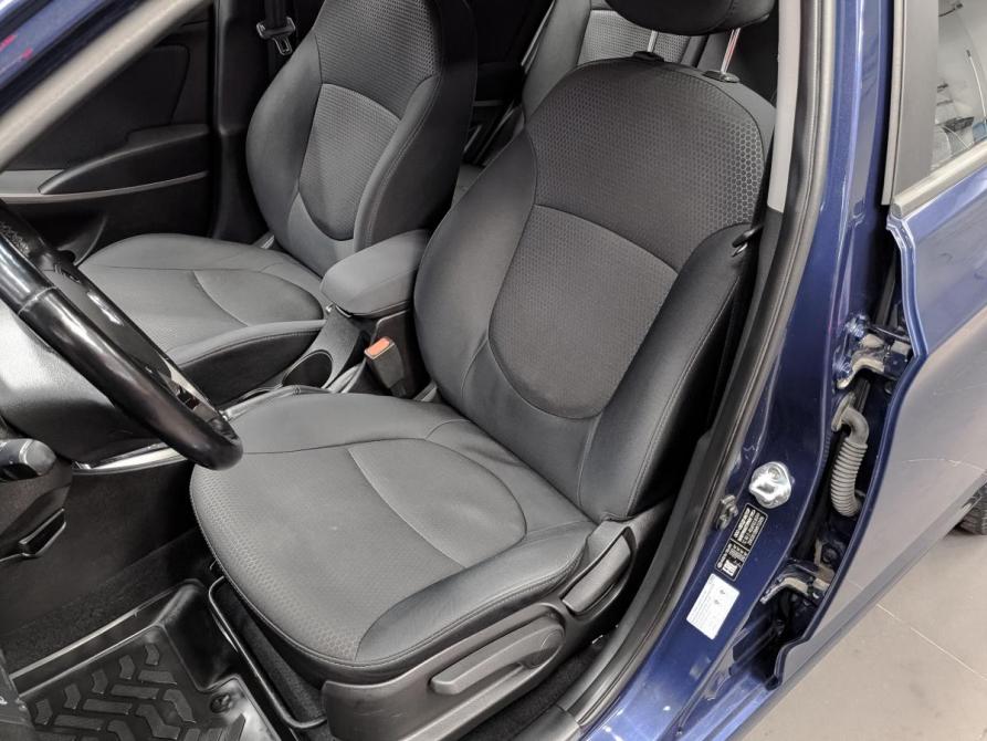 Hyundai Solaris I Рестайлинг Москва  - изображение 19
