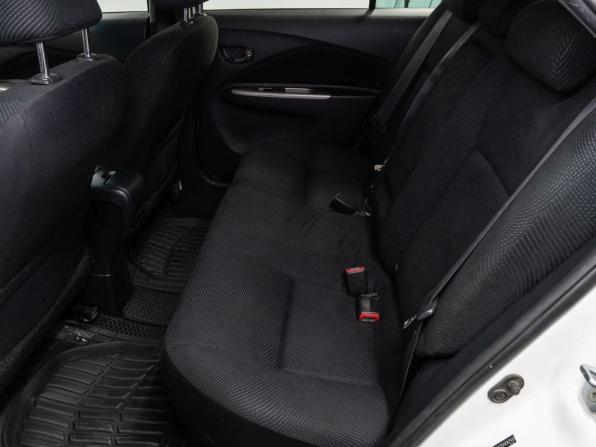 Toyota Yaris II Рестайлинг с пробегом 2010 года, цена 850 000 рублей, 160932 км, седан, Автокод Объявления