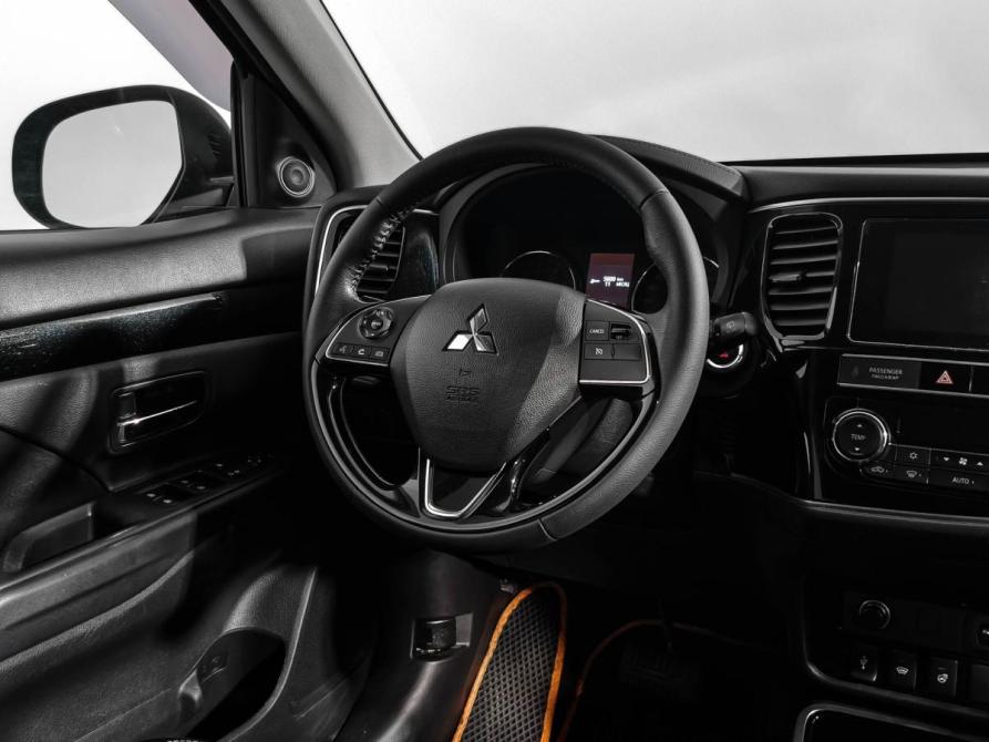 Mitsubishi Outlander III Рестайлинг 3 Санкт-Петербург  - изображение 15
