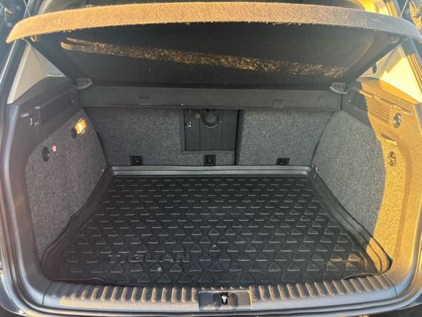 Volkswagen Tiguan I Рестайлинг с пробегом 2013 года, цена 1 389 000 рублей, 171000 км, внедорожник, Автокод Объявления