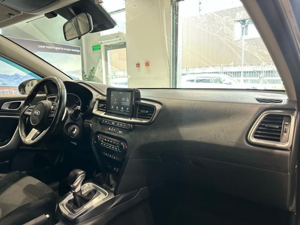 Kia Ceed III с пробегом 2019 года, цена 1 048 000 рублей, 329344 км, универсал, Автокод Объявления
