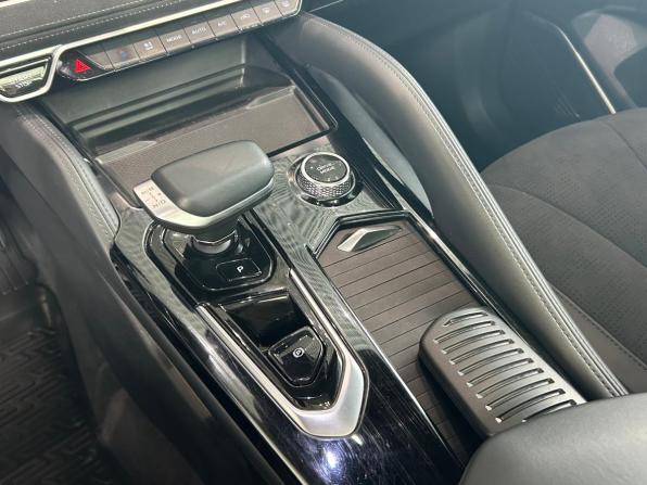 Geely Monjaro I с пробегом 2024 года, цена 3 595 000 рублей, 47636 км, внедорожник, Автокод Объявления