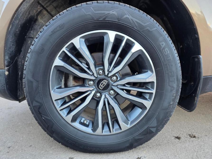 Geely Emgrand X7 I Рестайлинг 2 Вологда  - изображение 14