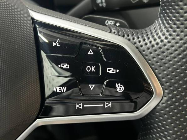 Volkswagen Tiguan II Рестайлинг с пробегом 2021 года, цена 4 495 000 рублей, 36976 км, внедорожник, Автокод Объявления