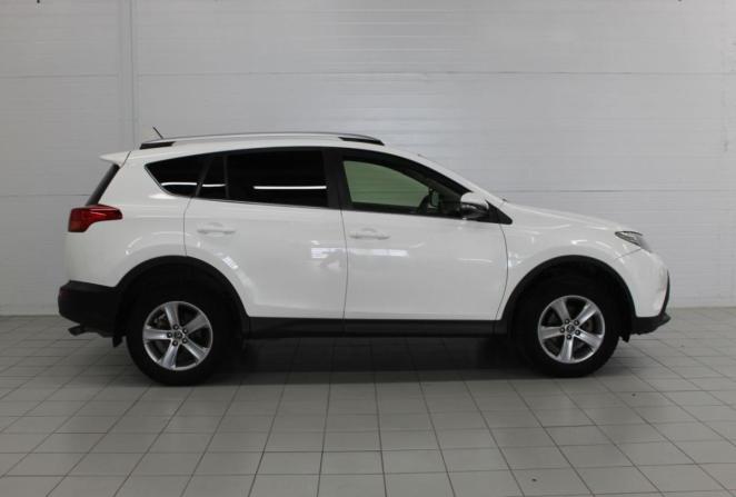 Toyota RAV4 IV (XA40) с пробегом 2015 года, цена 1 830 000 рублей, 108329 км, внедорожник, Автокод Объявления