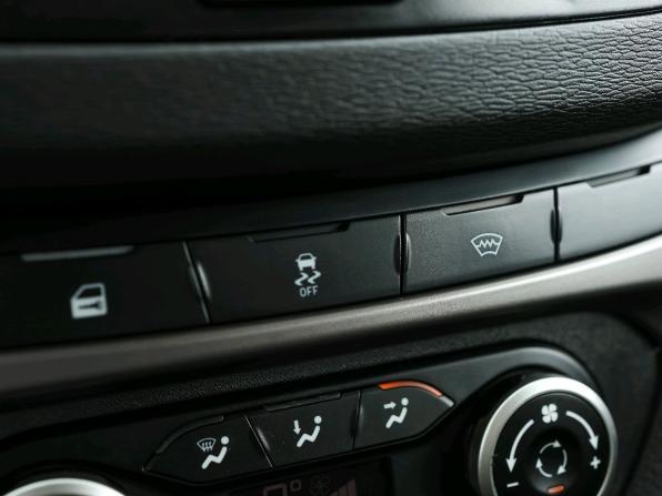 Lada (ВАЗ) Vesta I с пробегом 2019 года, цена 999 000 рублей, 118339 км, седан, Автокод Объявления