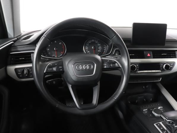Audi A4 V (B9) с пробегом 2019 года, цена 2 460 000 рублей, 94000 км, седан, Автокод Объявления
